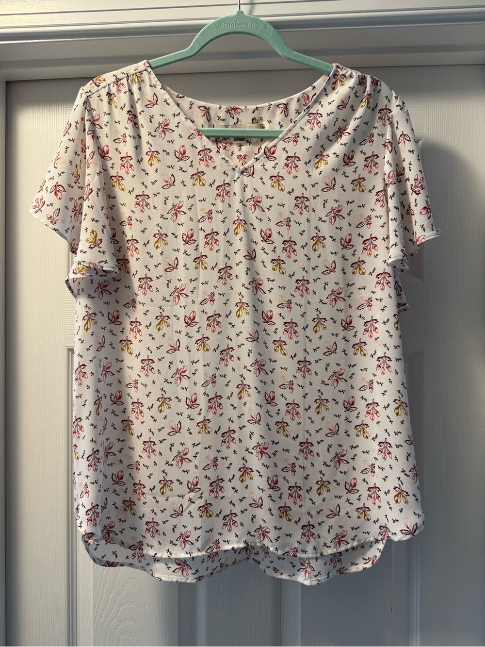 LOFT Cream Floral Short Sleeve Blouse
